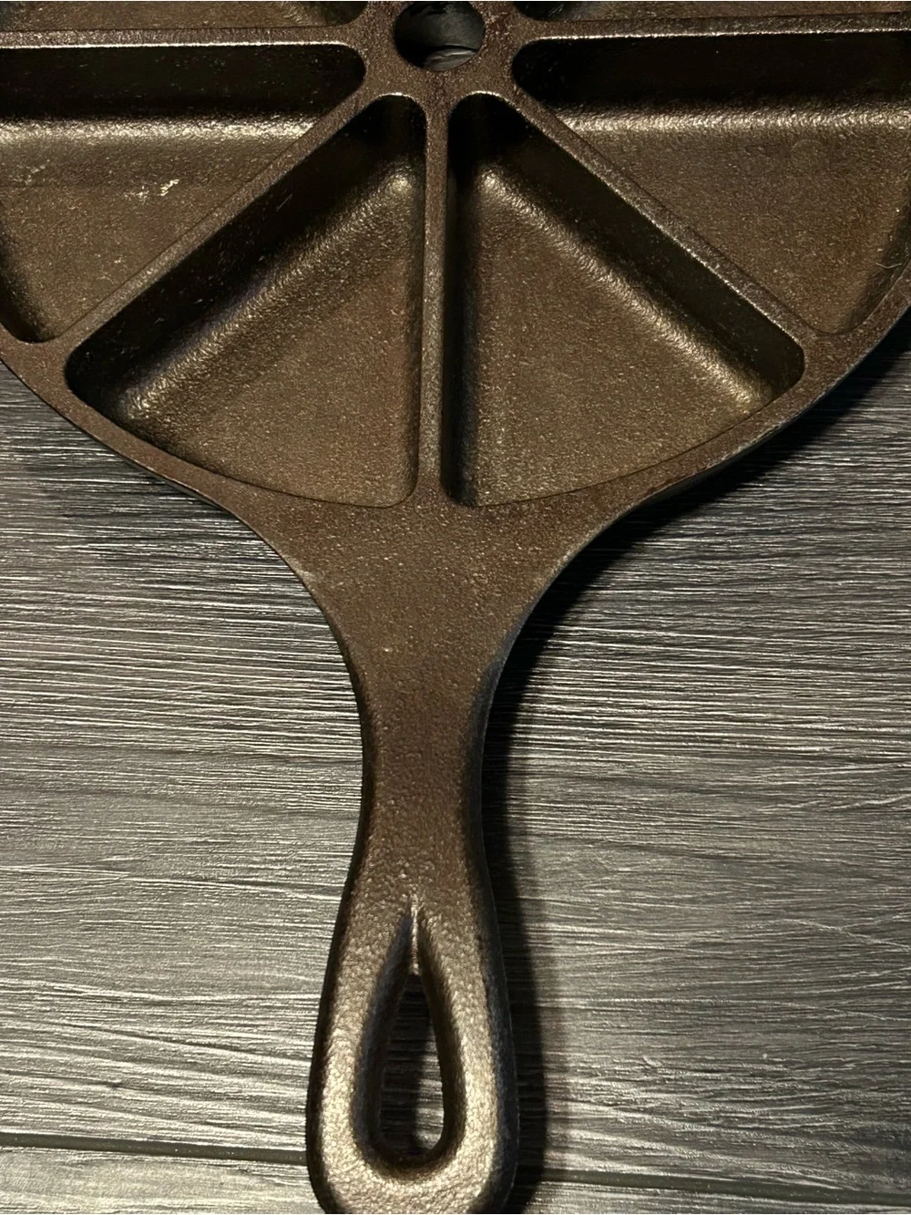 Cast Iron 8-Segment Skillet Pan - Black